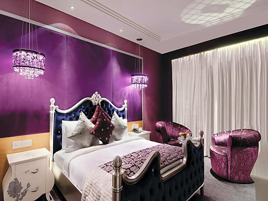 Le Meridien Surat