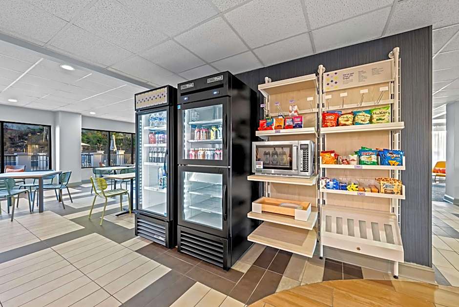 Spark by Hilton Tuscaloosa University