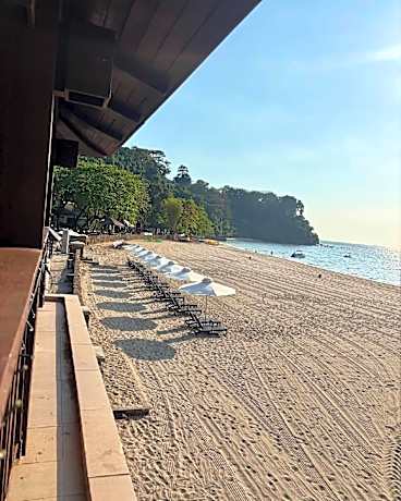 Anvaya Cove Beach Resort
