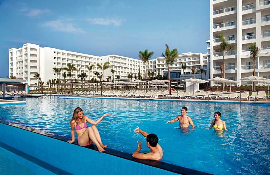 Riu Playa Blanca - All Inclusive
