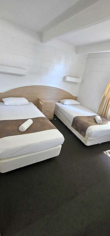 Ocean Views Motel Lakes Entrance