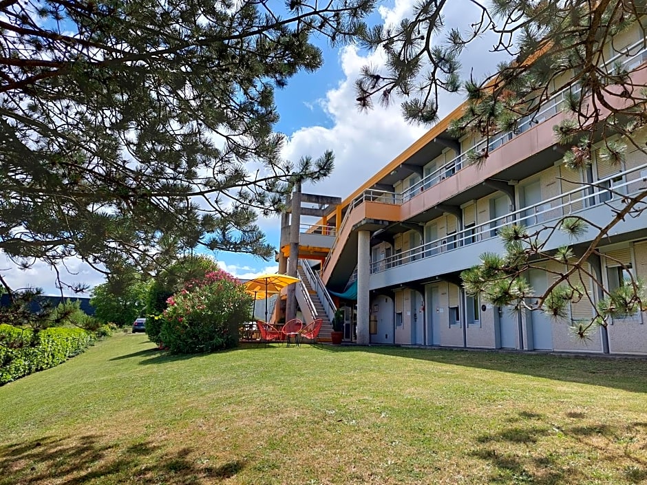 The Originals Access, Hotel Saintes Recouvrance