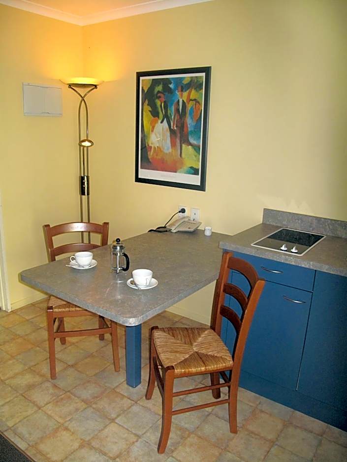 Elliotts Kapiti Coast Motor Lodge