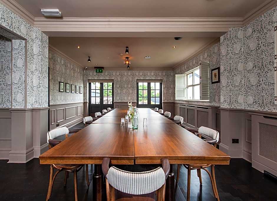 The Bulls Head Hotel