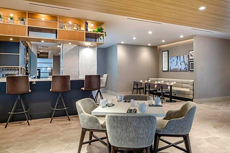 Sheraton Suites Wilmington Downtown