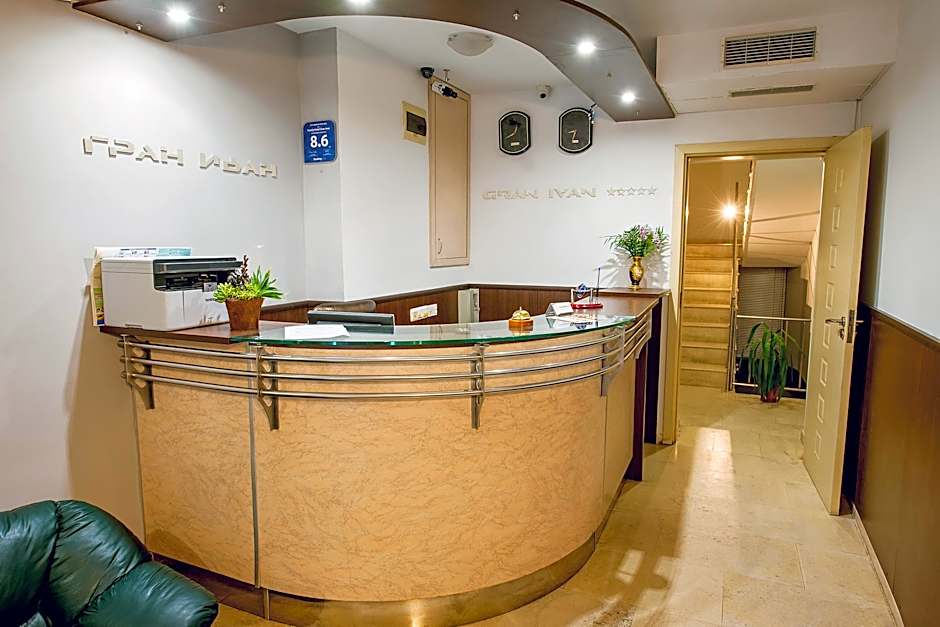 Gran Ivan Hotel