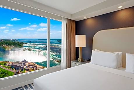 Fallsview Suite | Two King Beds | (Air Jetted Tub)