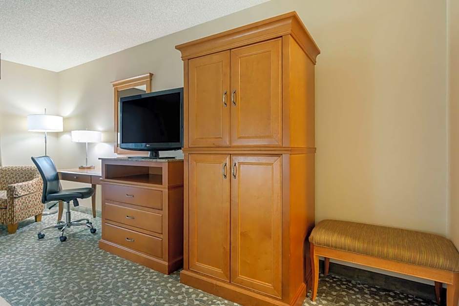 Best Western Plus Harbor Plaza And Conference Center