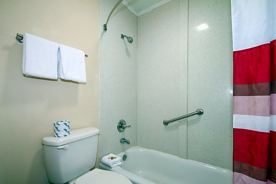 Red Roof Inn Santee