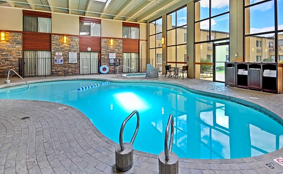 Best Western Plus GranTree Inn