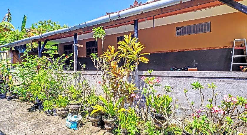 Hotel O Sekar Jagat Near Pantai Baluk Rening
