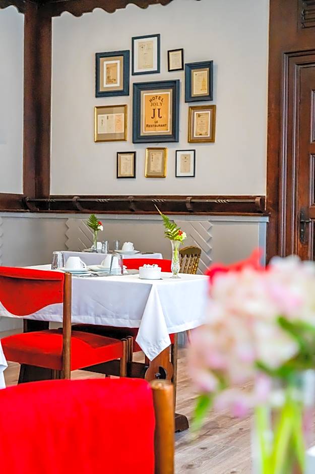 Hotel Joly