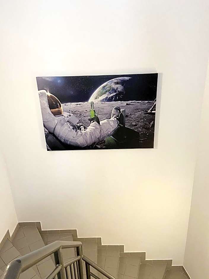 Space Home Apartment - Inner City