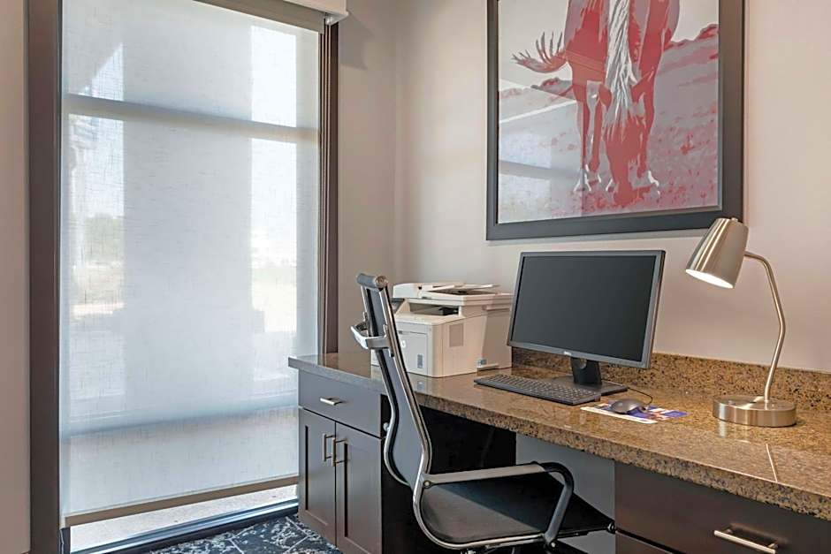 Best Western Carthage Inn & Suites