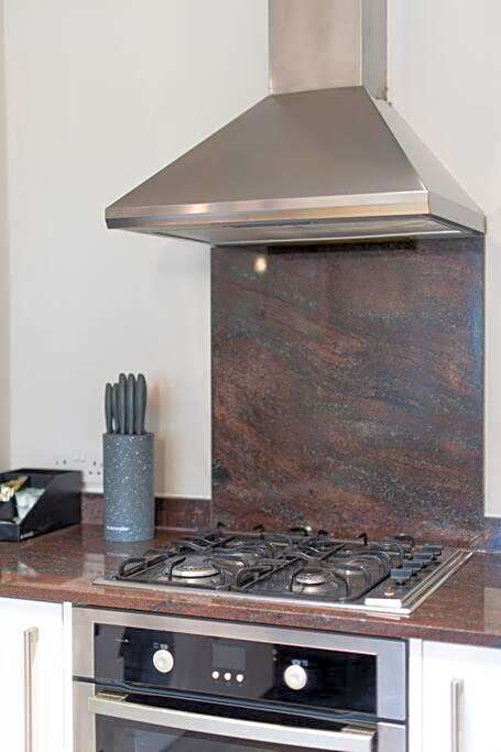 2 BR, Modern Urban Sanctuary 1CC - Cherrydeal