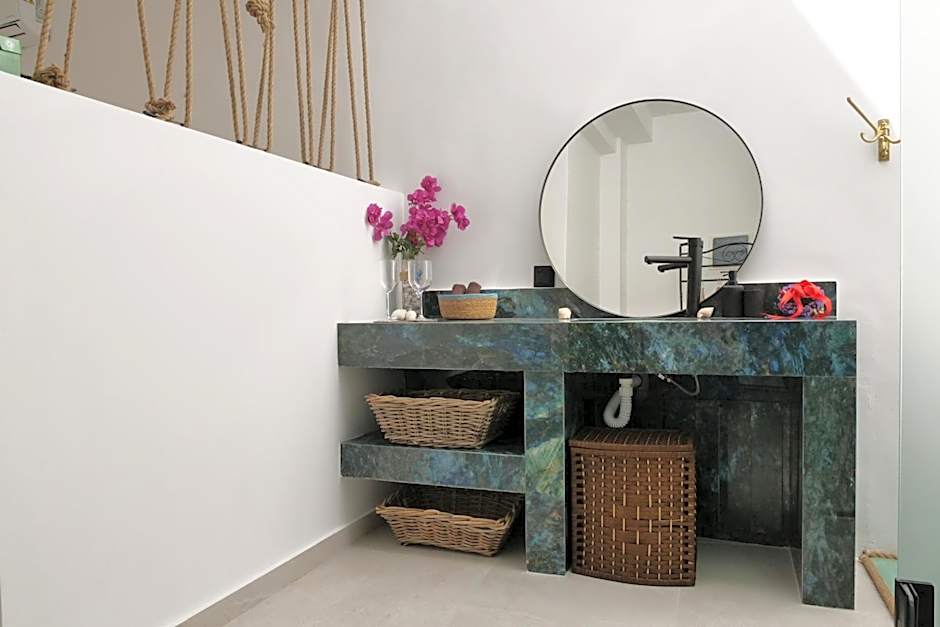 Seabed Suites Mykonos