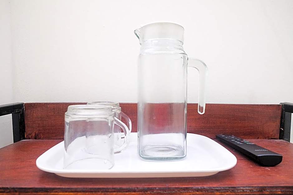 Urbanview Hotel AVA Semarang near Akademi Kepolisian Semarang by RedDoorz