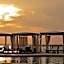 La Posada Hotel & Beach Club