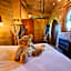 Au Refuge Des 3 Ours - Chambres d'hôtes et cabanes