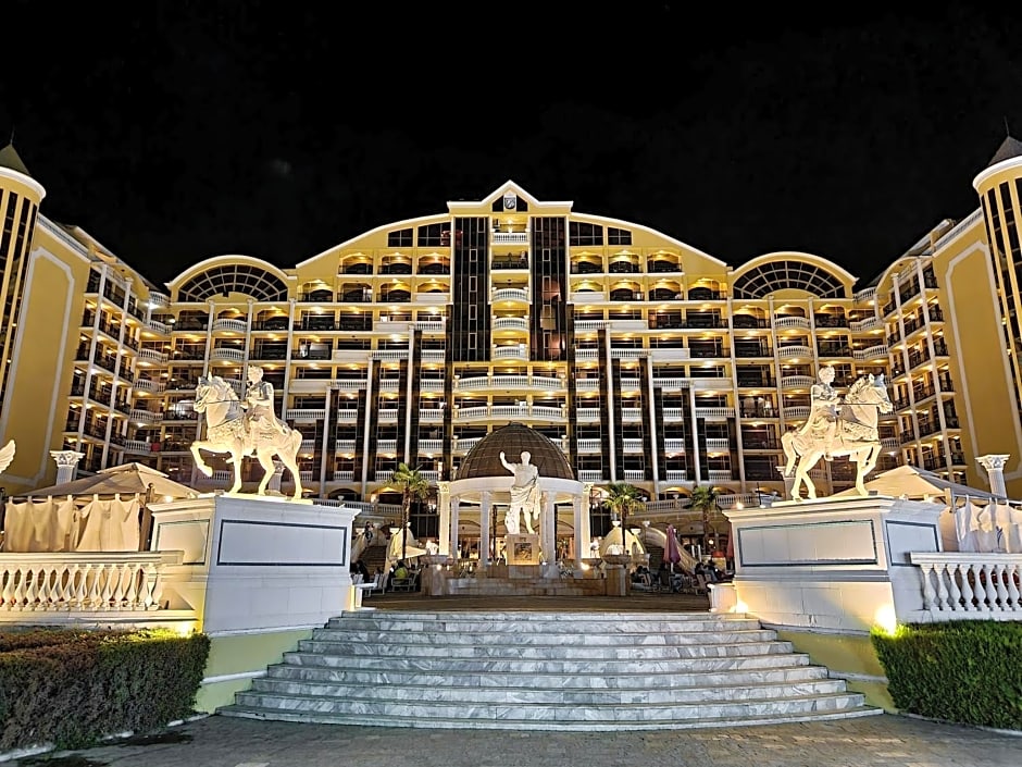 Imperial Palace Hotel