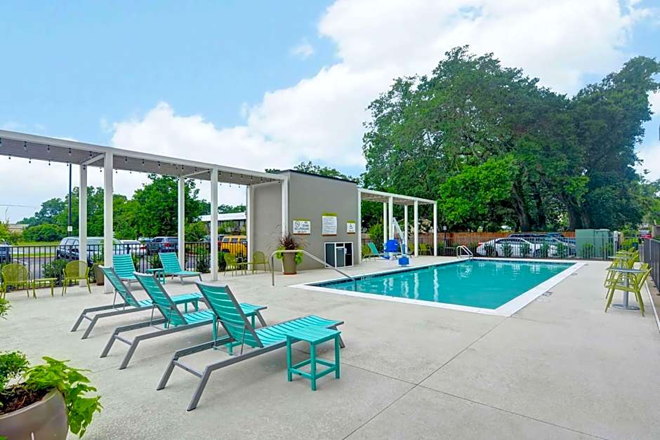 Home2 Suites By Hilton Pensacola I-10 At North Davis Hwy