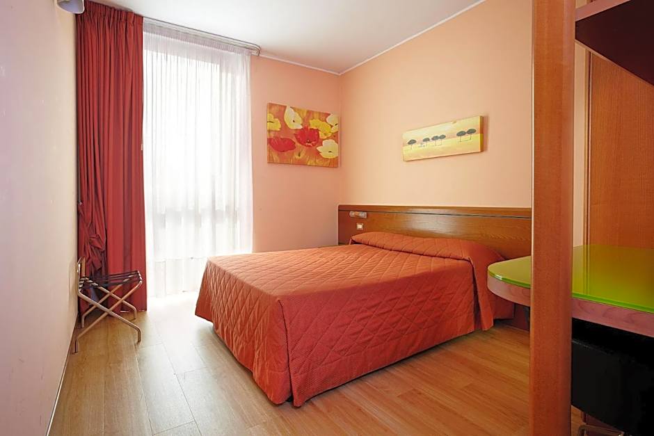 Foto 1 de 7 de Single Room