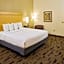 Livinn Hotel Minneapolis South / Burnsville
