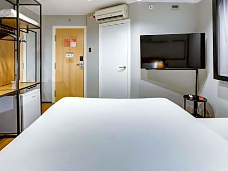 Standard Apartment with Child Bed