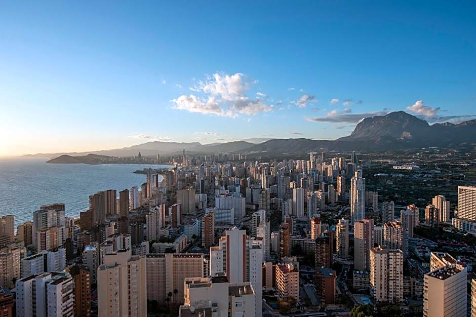 Hotel Benidorm East by Pierre & Vacances