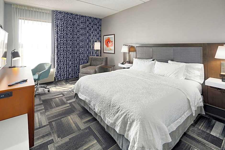 Hampton Inn By Hilton Louisville-Northeast KY