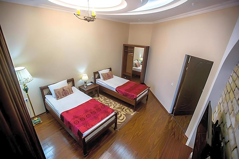 Hotel Arkanchi