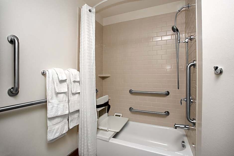 Candlewood Suites Pueblo By IHG