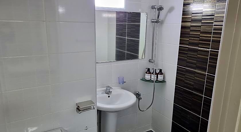 The Oakra Hotel