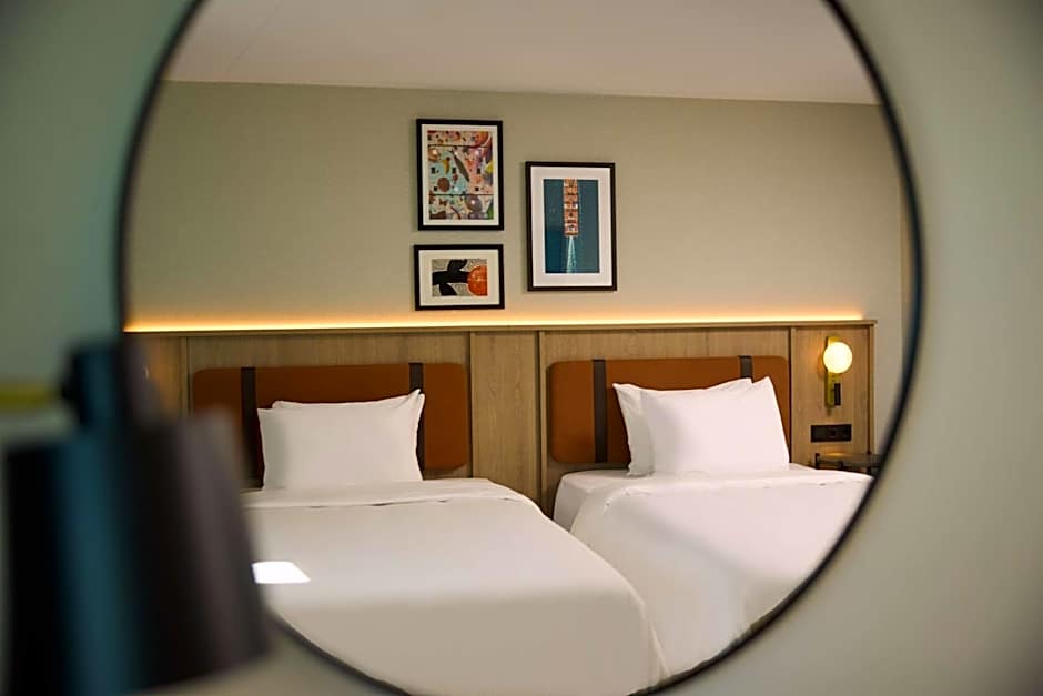 DoubleTree by Hilton Rotterdam Centre