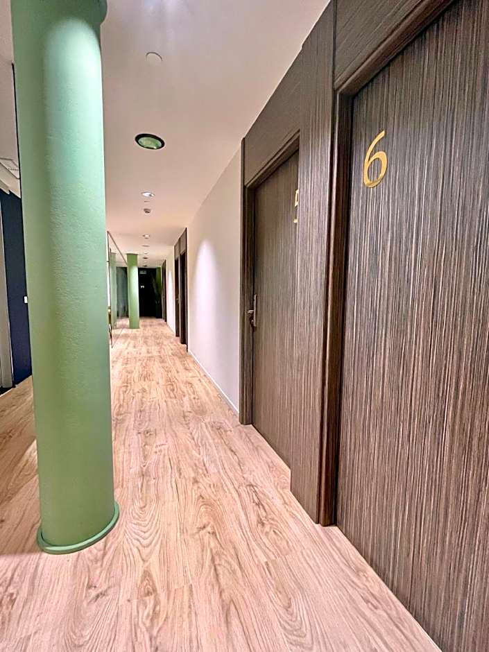 Air Rooms Madrid Airport by Premium Traveller