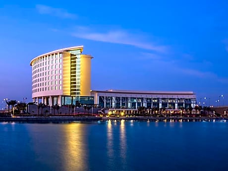 Bay La Sun Hotel & Marina