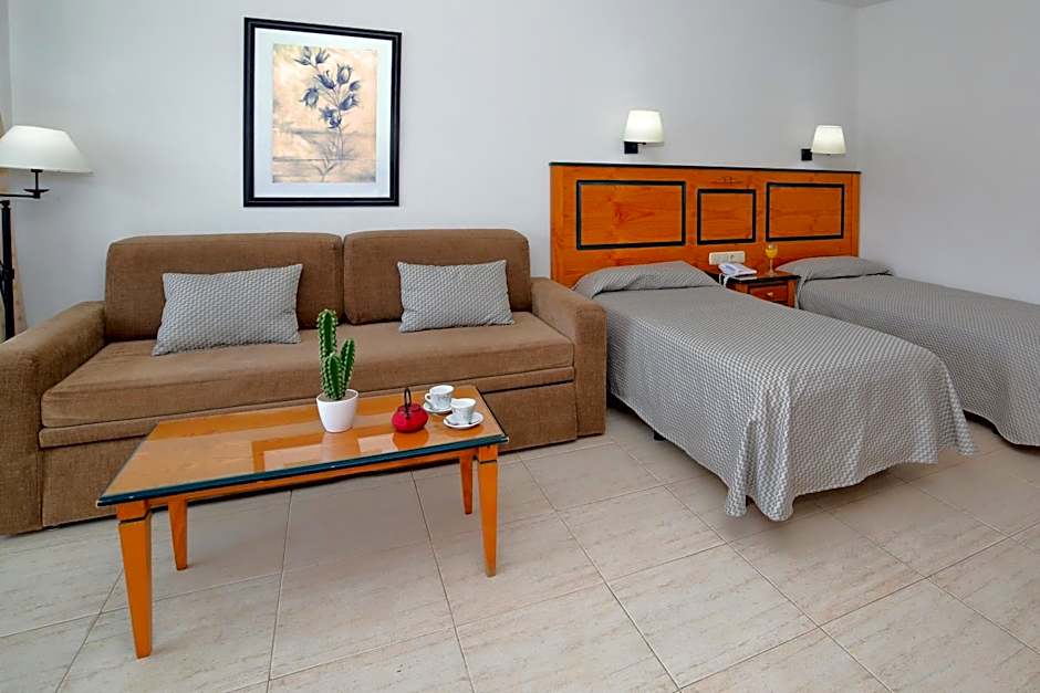 Hotel Apartamentos Pyr Fuengirola
