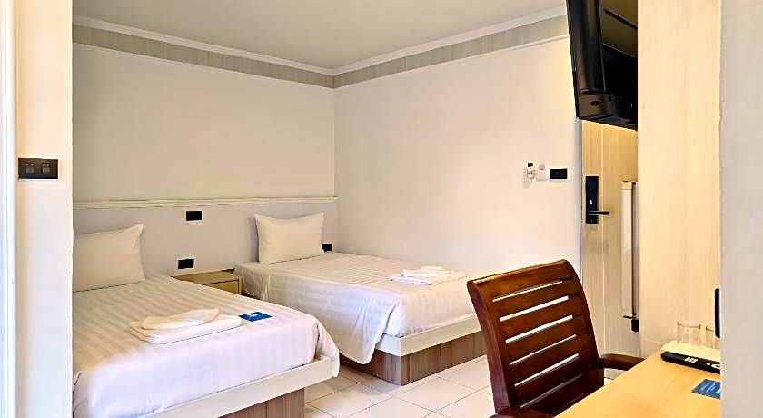 Sira Boutique - Newly renovated