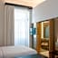 S Paul City Hotel