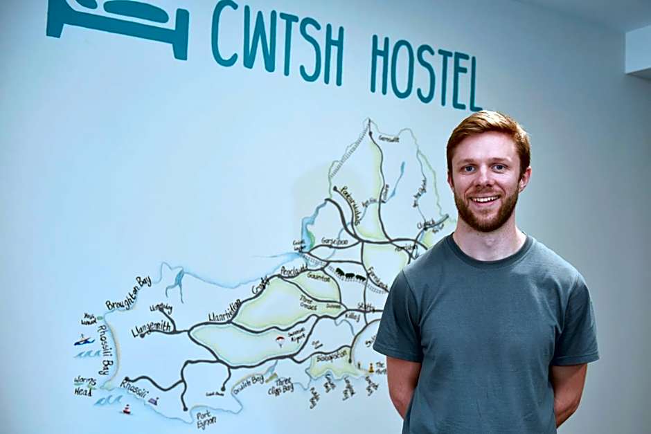 Cwtsh Hostel