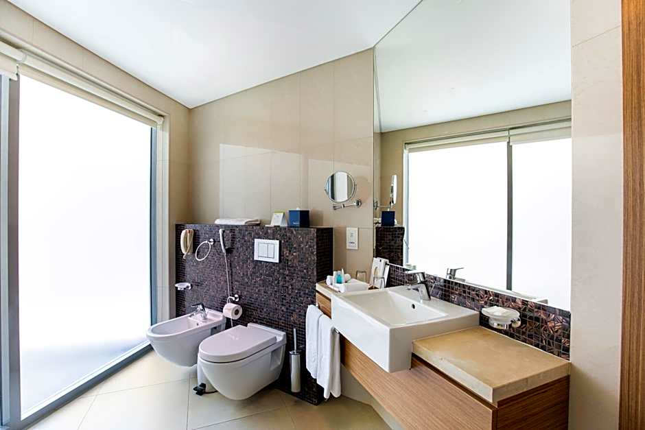 Majestic Arjaan by Rotana - Manama