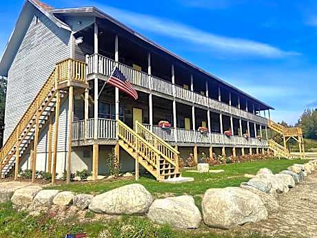The Eggemoggin Reach Inn