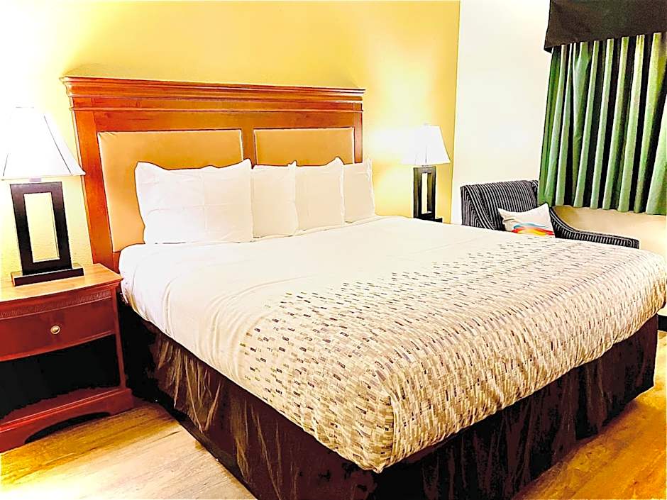 Baymont by Wyndham Hutchinson