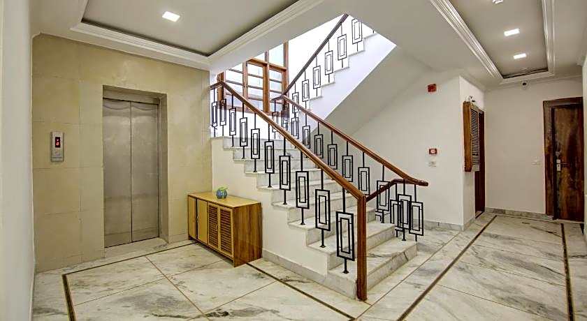 Hotel Rahul Palace