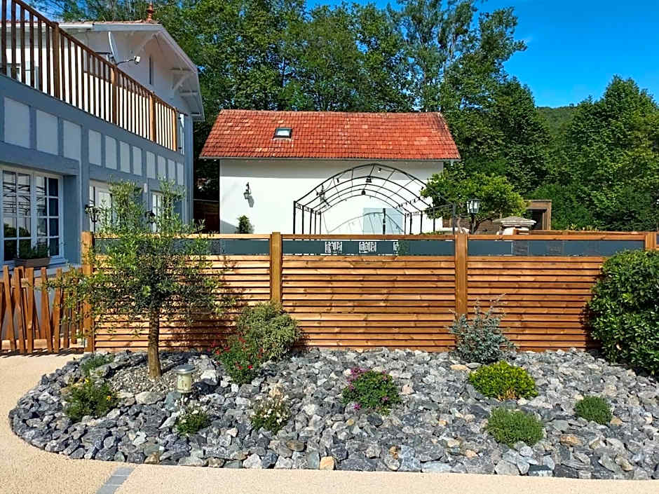 Logis Hostellerie du Neez Le Clos Gourmand