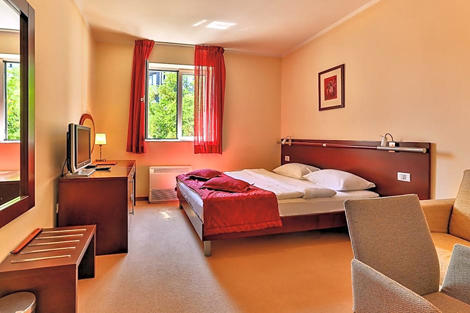 Hotel Max Prestige
