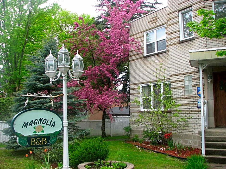 Magnolia B&B