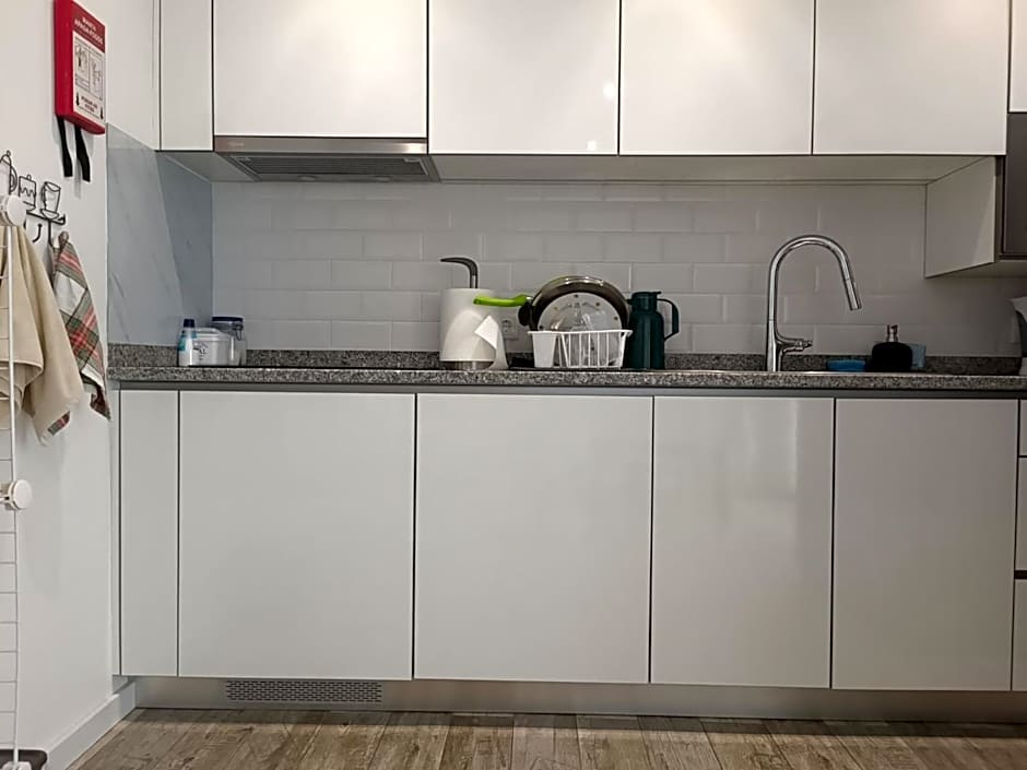 Cachinnans Hostel & Apartments