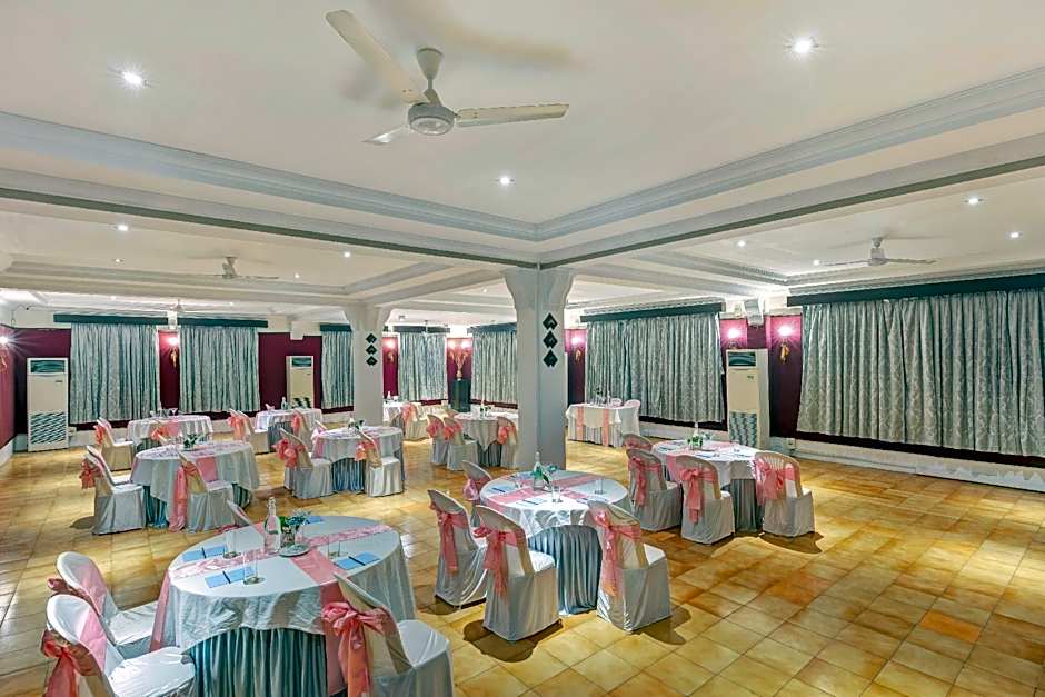 Club Mahindra Acacia Palms