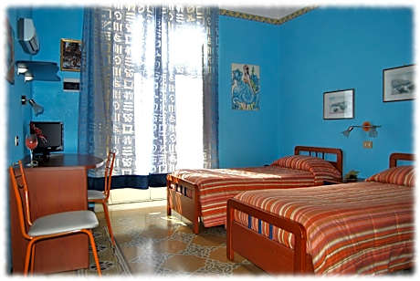 Double or Twin Room with Private External Bathroom